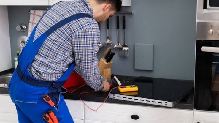 Sửa bếp từ Bosch mất cảm ứng tại nhà TPHCM