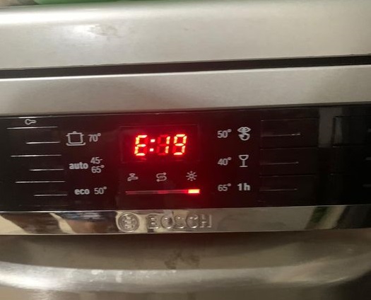 Sửa máy rửa chén Bosch báo lỗi tại nhà TPHCM
